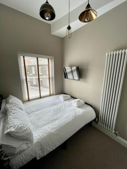 St Nicholas Corner - A New Unique Town Centre Home King's Lynn Extérieur photo