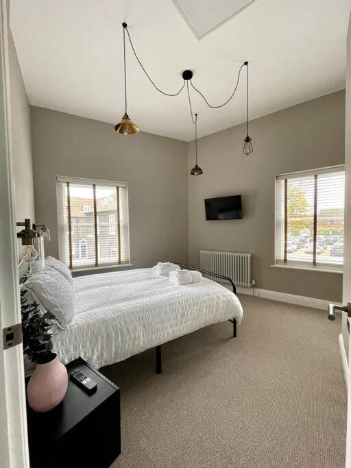 St Nicholas Corner - A New Unique Town Centre Home King's Lynn Extérieur photo